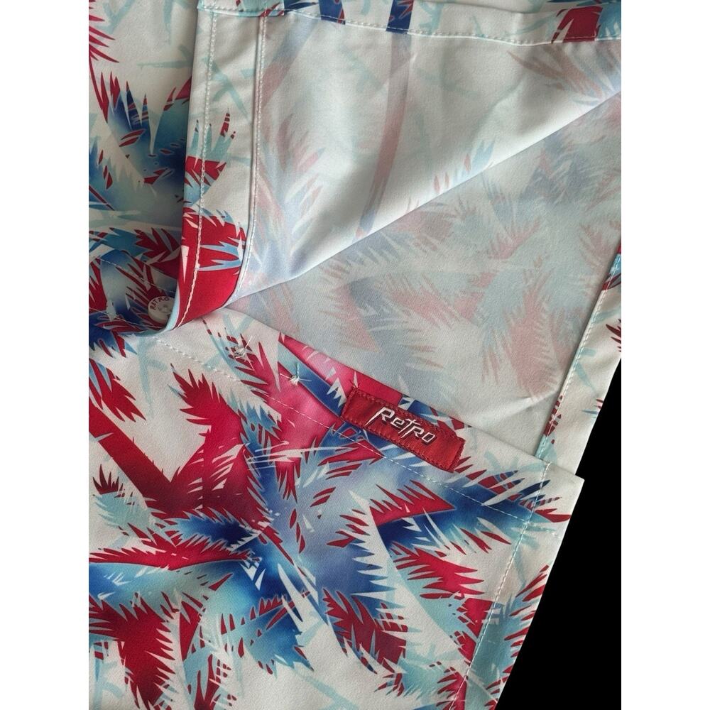Retro Rifle AKs & Vacays Button Up Shirt Mens XL Red White Blue Hawaiian USA - Picture 7 of 11